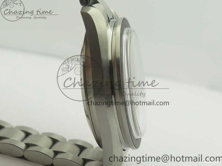 1225 ComfortFit Speedmaster SS “Speedy Tuesday” OMF Best Edition Black Dial on SS Bracelet Manual Winding Chrono Movement 7994